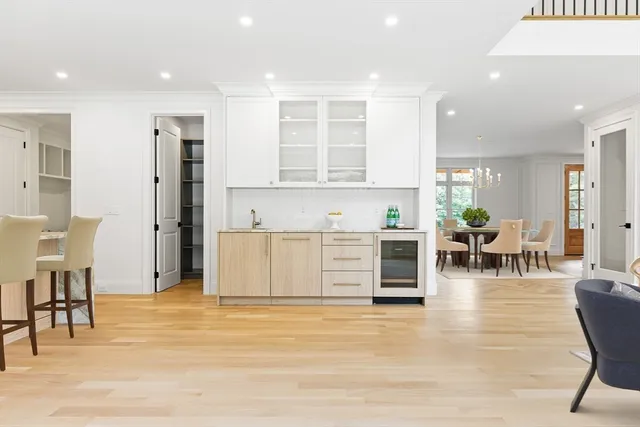 $2,715,000 | 23 Everett Street, Natick, MA 01760