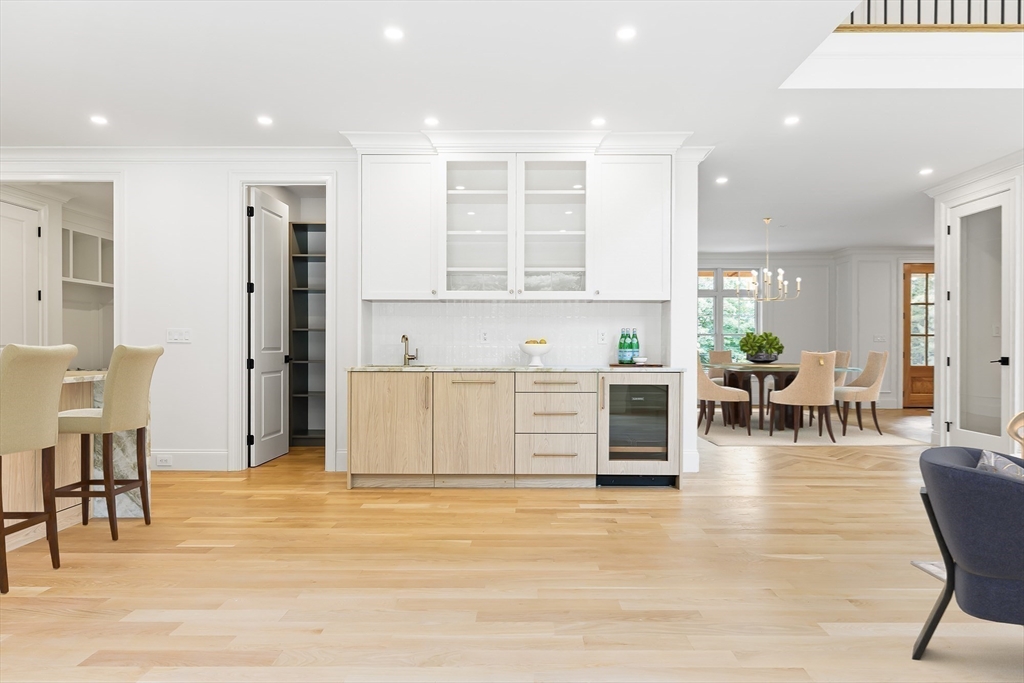 23 Everett Street Natick, MA 01760 - Photo 9 of 42