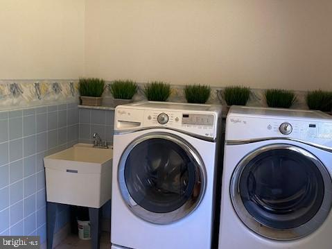 1256 Strathmann Drive Southampton, PA 18966 - Photo 12 of 27 Laundry Room