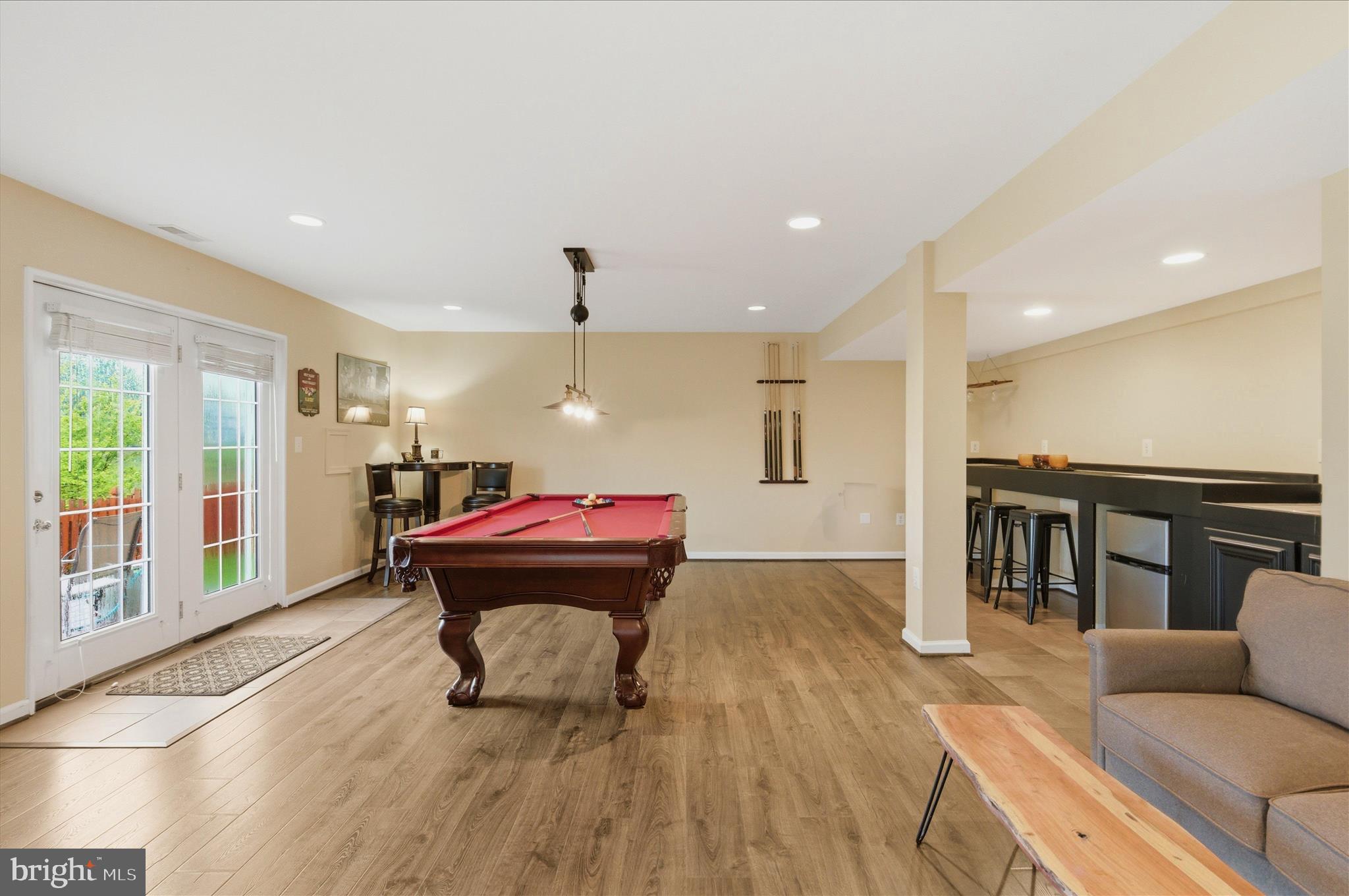 43605 Wembley Lane Chantilly, VA 20152 - Photo 24 of 41 LL Rec Room walk out
