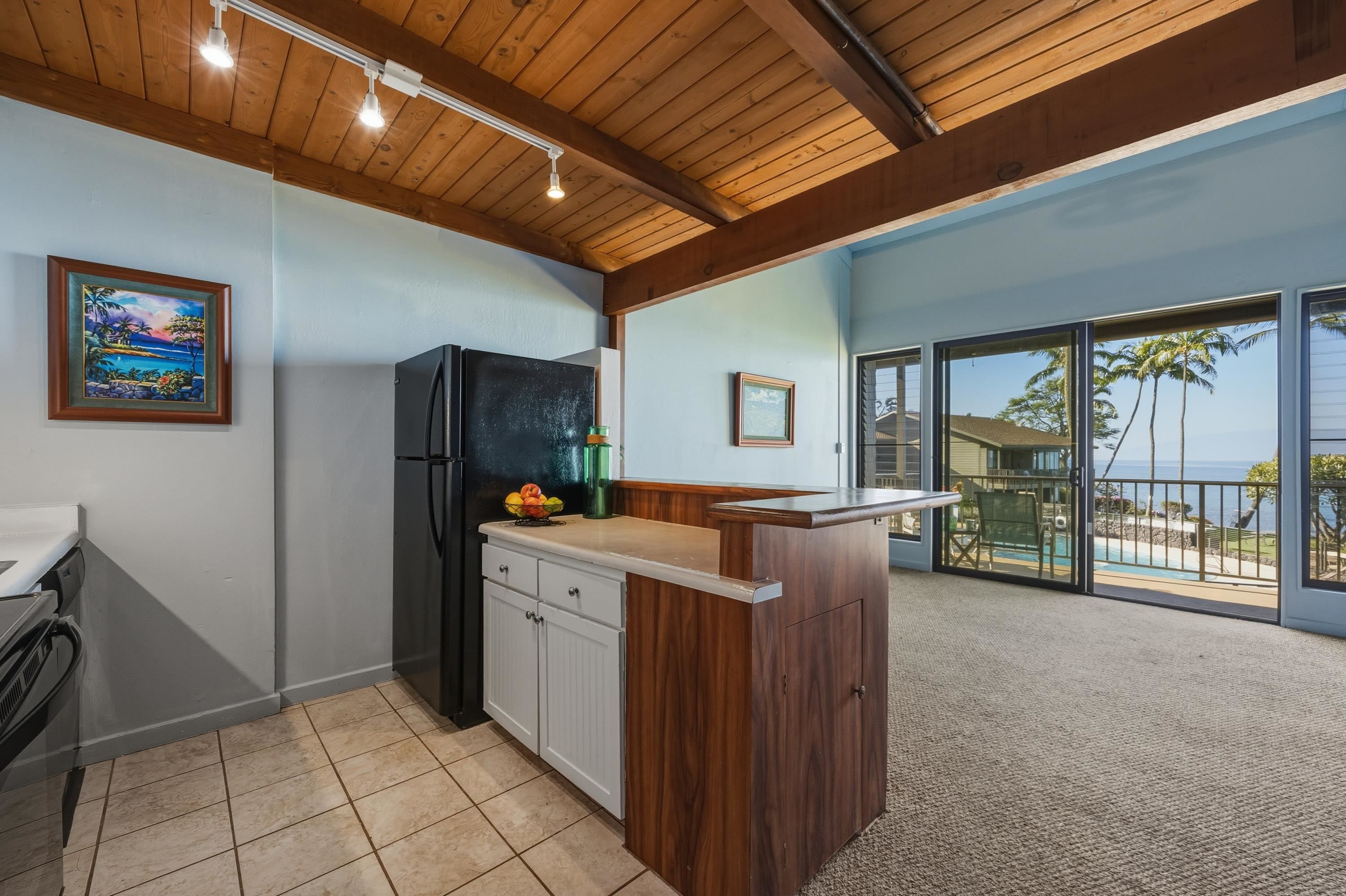 3975 Lower Honoapiilani Road, Unit 206 Lahaina, HI 96761 - Photo 8 of 38 Gallery Image 8