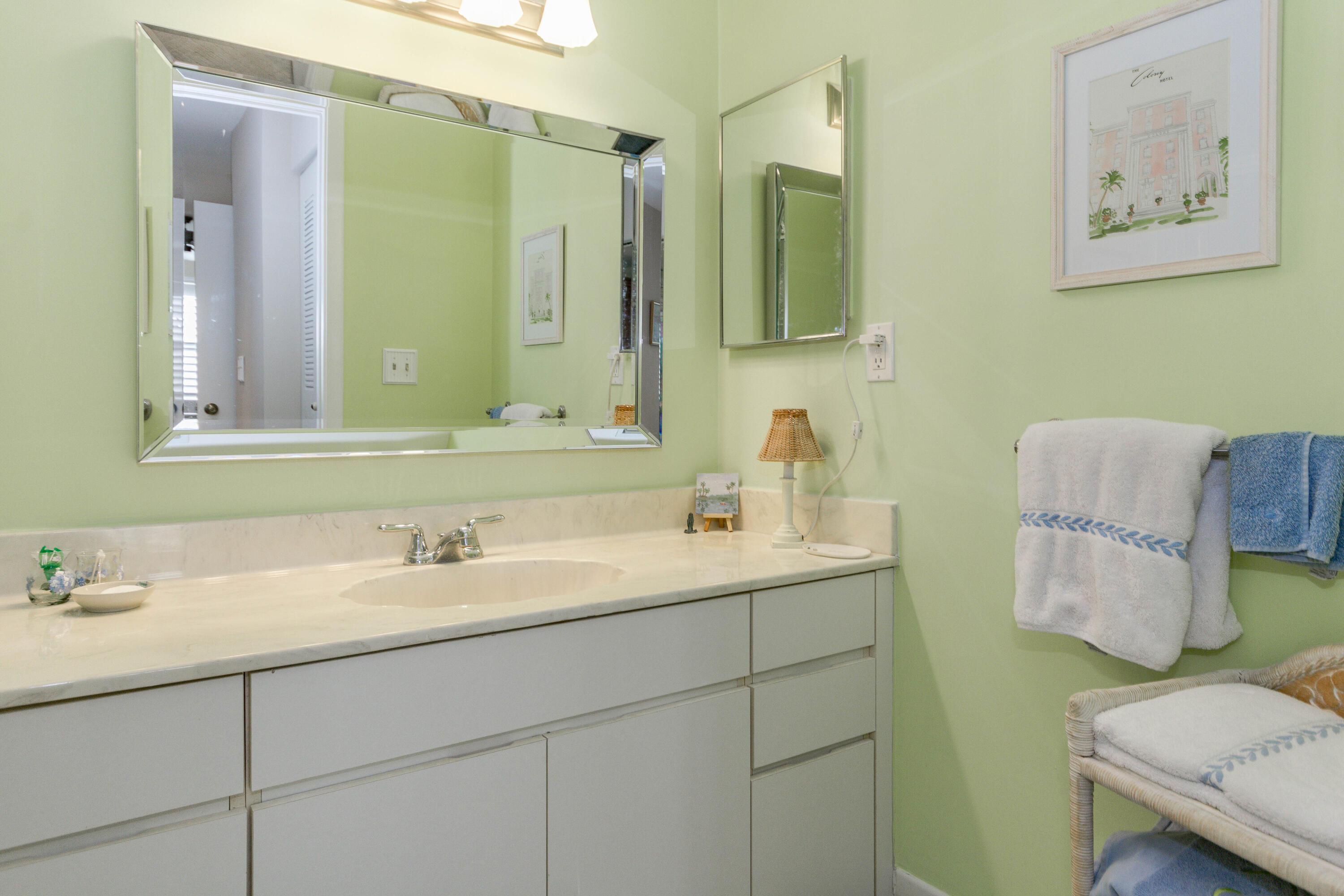 13947 Nesting Way, Unit C Delray Beach, FL 33484 - Photo 14 of 28 Master Bath