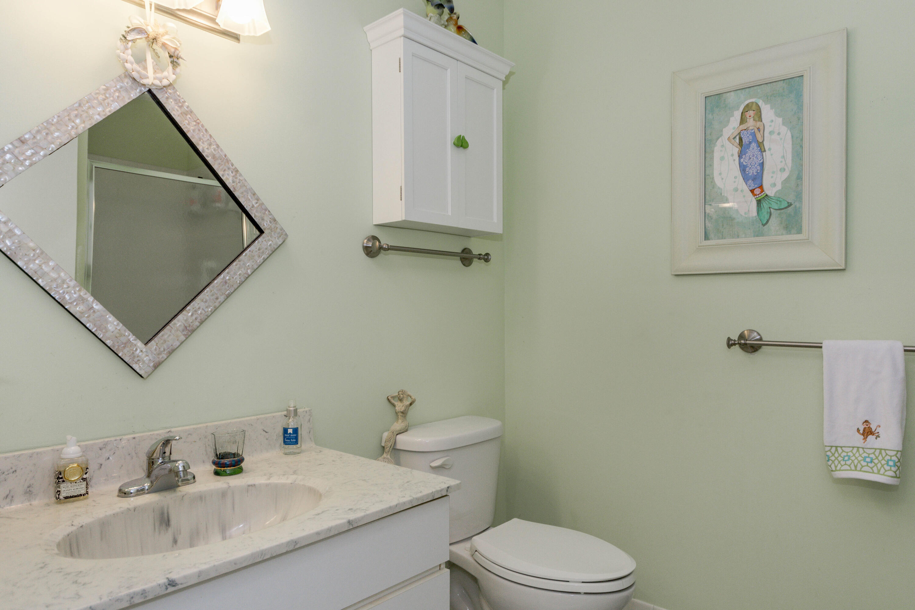 13947 Nesting Way, Unit C Delray Beach, FL 33484 - Photo 20 of 28 Bathroom 2