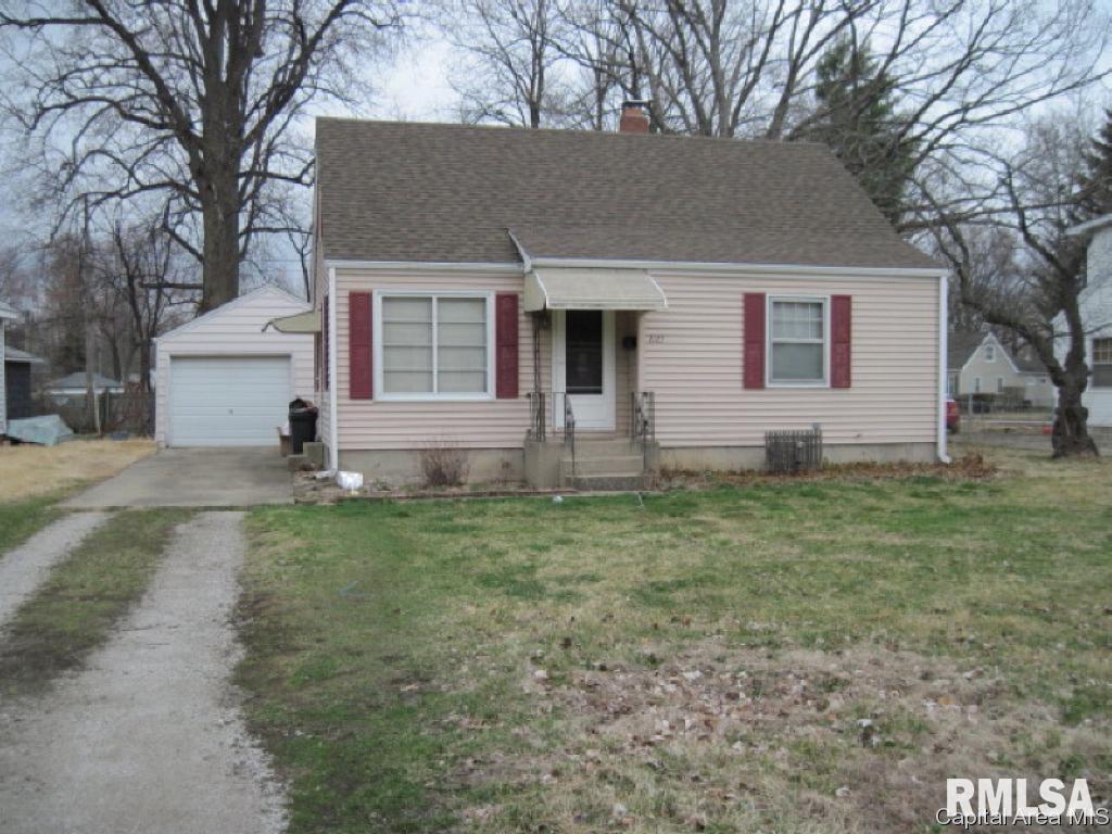 2125 East Buchanan Street Springfield, IL 62703 - Photo 1 of 21
