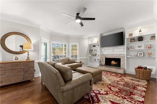 $899,000 | 210 Weatherwood Circle, Alpharetta, GA 30004