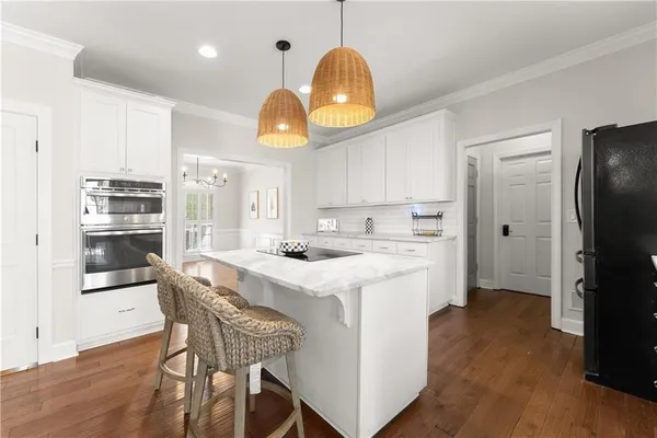 $899,000 | 210 Weatherwood Circle, Alpharetta, GA 30004
