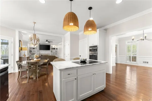 $899,000 | 210 Weatherwood Circle, Alpharetta, GA 30004