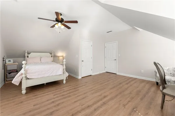 $899,000 | 210 Weatherwood Circle, Alpharetta, GA 30004