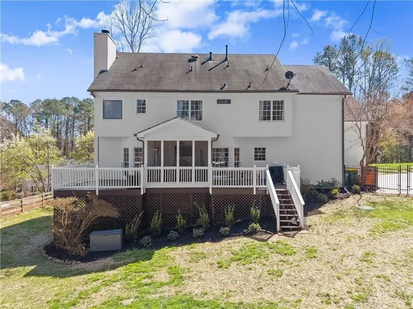 $899,000 | 210 Weatherwood Circle, Alpharetta, GA 30004