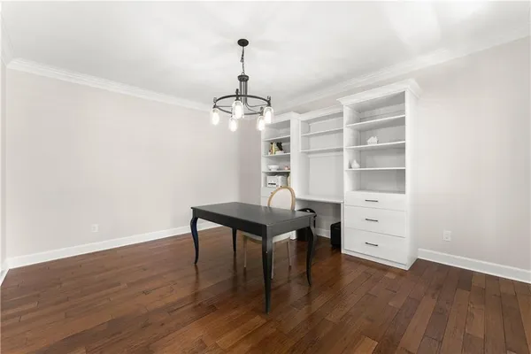 $899,000 | 210 Weatherwood Circle, Alpharetta, GA 30004