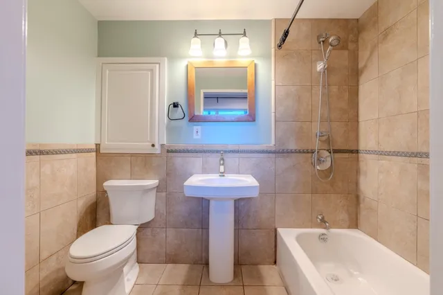 $5,200 | 1104 Barcelona Drive, Pacifica, CA 94044