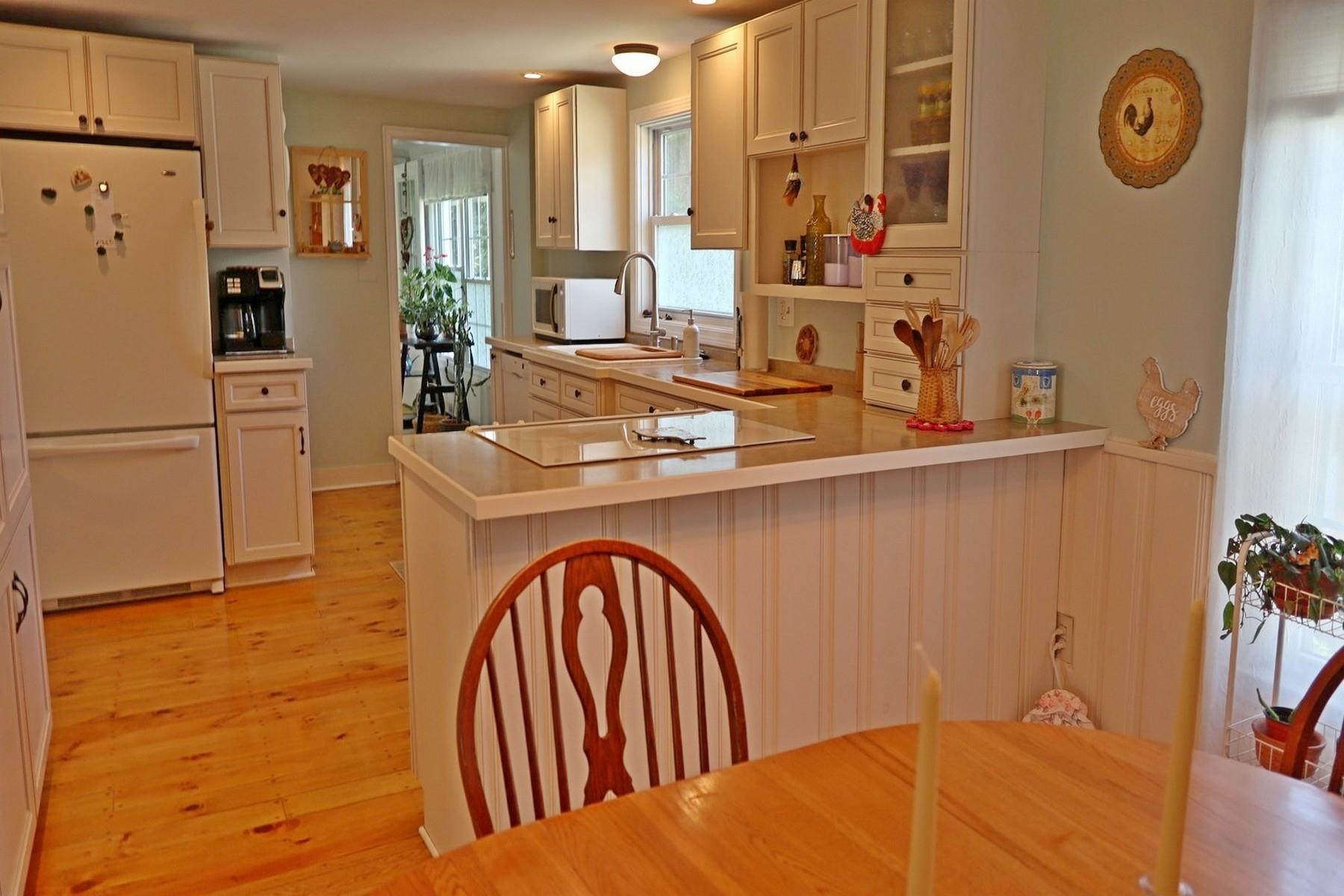 115 Bellevue Avenue Rutland, VT 05701 - Photo 4 of 36