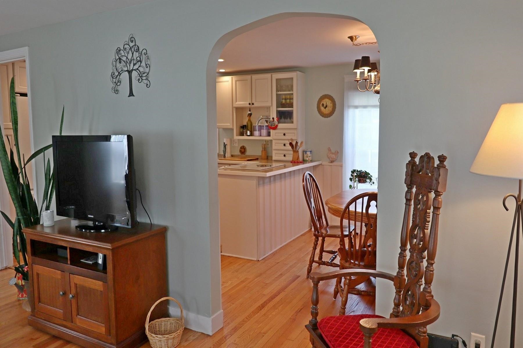 115 Bellevue Avenue Rutland, VT 05701 - Photo 8 of 36