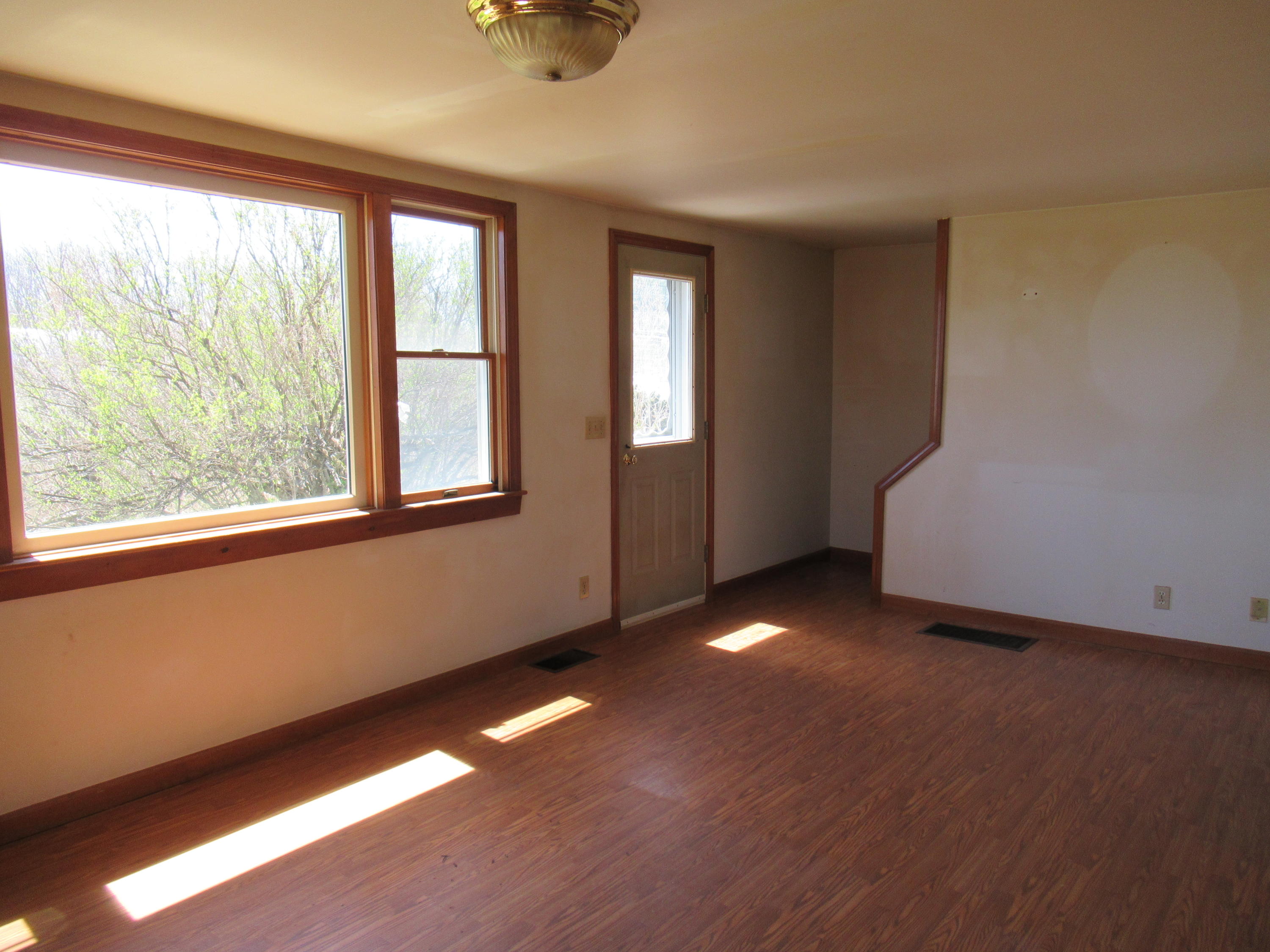 728 Washington Road Waldoboro, ME 04572 - Photo 6 of 20 IMG_1670