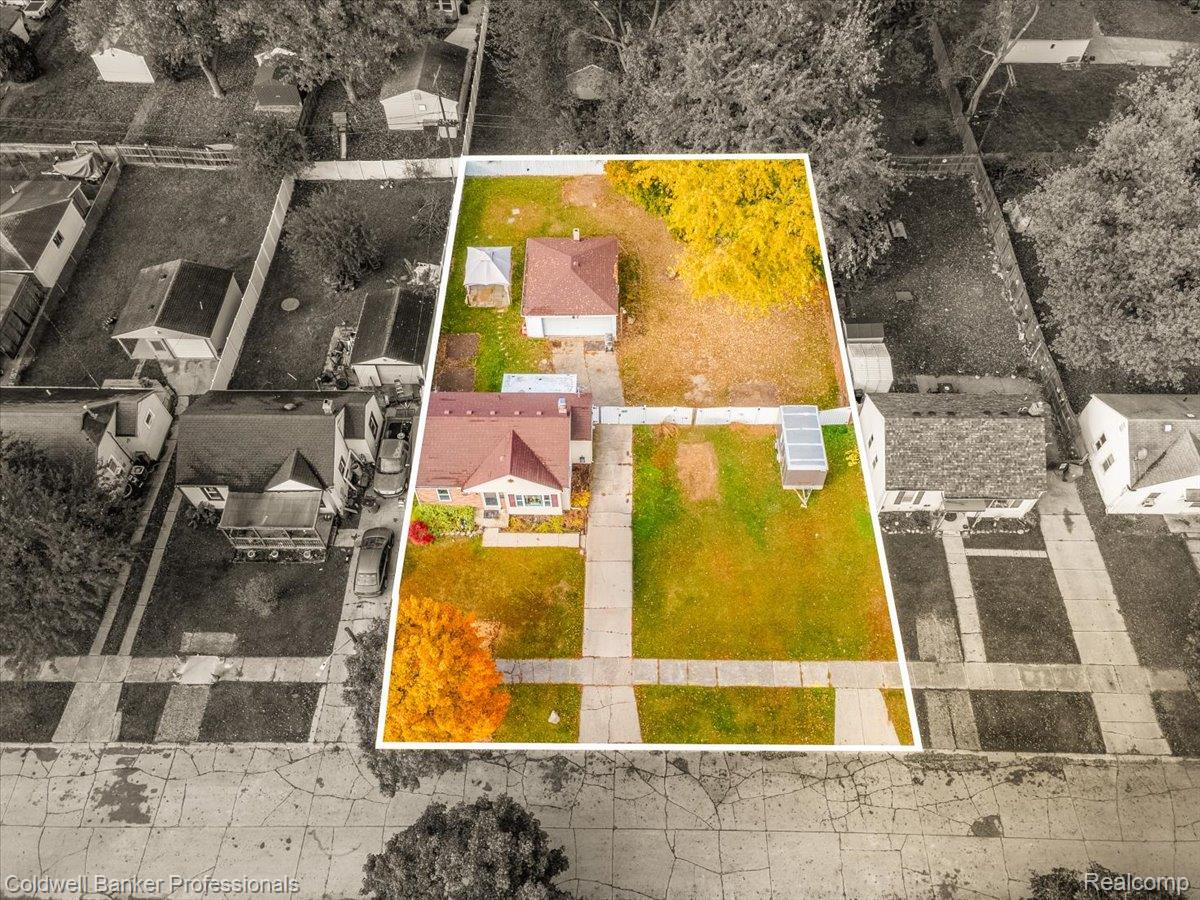 3582 Swanson Street Wayne, MI 48184 - Photo 4 of 30 Aerial perspective of suburban area