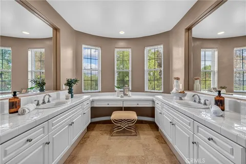 $1,395,000 | 26816 Fairlain Drive, Valencia, CA 91355