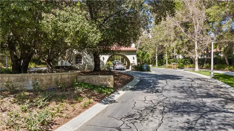 $1,395,000 | 26816 Fairlain Drive, Valencia, CA 91355