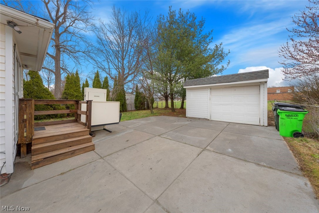 1239 Dorsh Road Cleveland, OH 44121 - Photo 34 of 37 Gallery Image 34