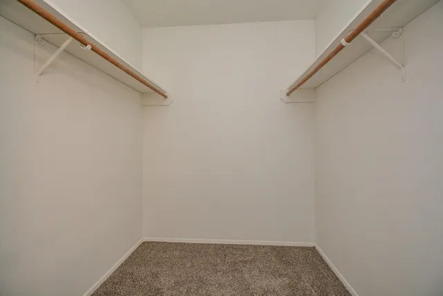 $199,000 | 3206 Windchase Boulevard, Unit 471, Houston, TX 77082