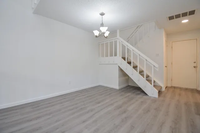 $199,000 | 3206 Windchase Boulevard, Unit 471, Houston, TX 77082