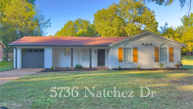 $214,999 | 5736 Natchez Drive, Horn Lake, MS 38637