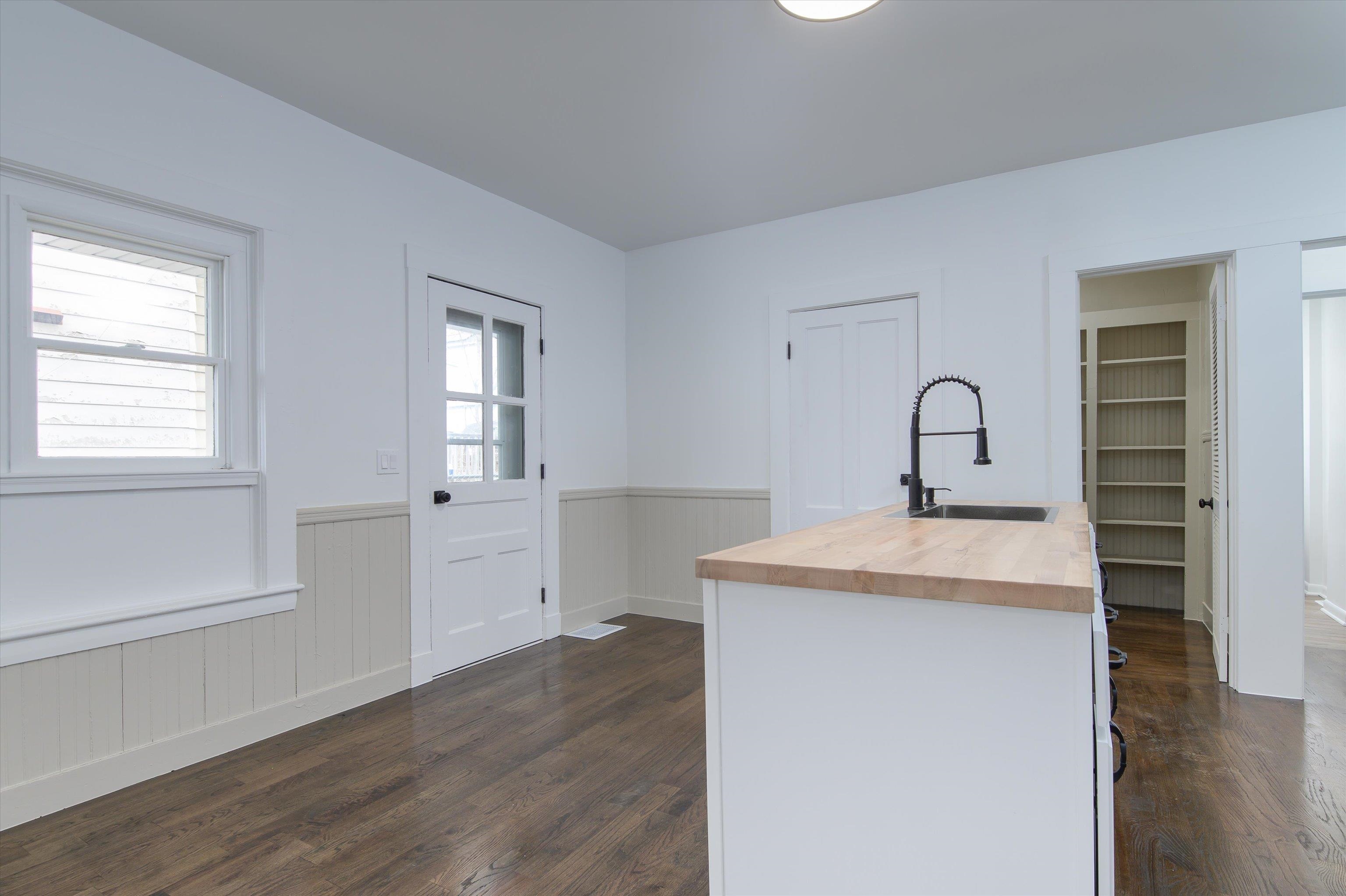29 Hopkins Street Rutland, VT 05701 - Photo 3 of 45