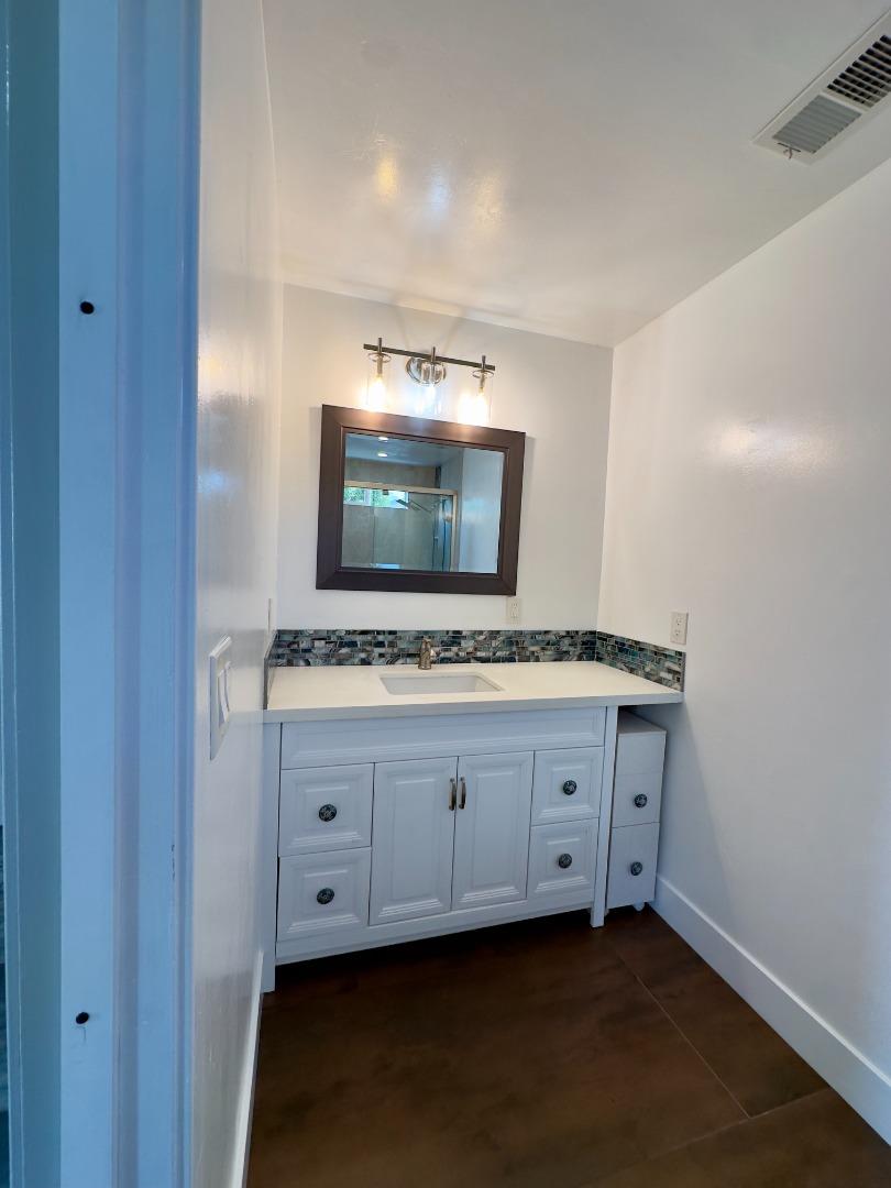 1640 Ukiah Way Salinas, CA 93906 - Photo 23 of 34