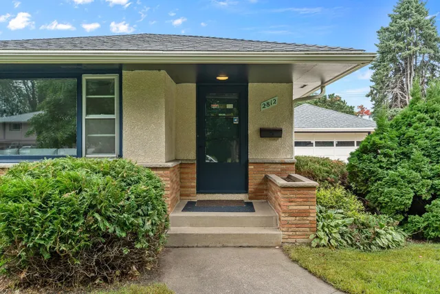 $349,990 | 2812 64th Avenue North, Brooklyn Center, MN 55430