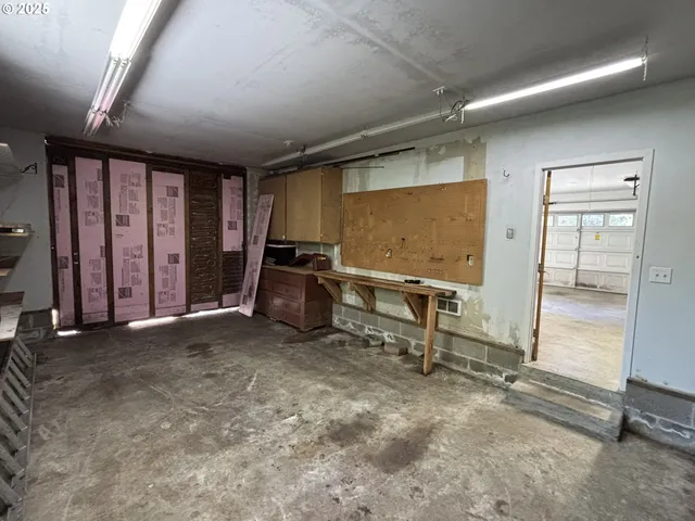 $399,999 | 87803 Sandrift Street, Florence, OR 97439