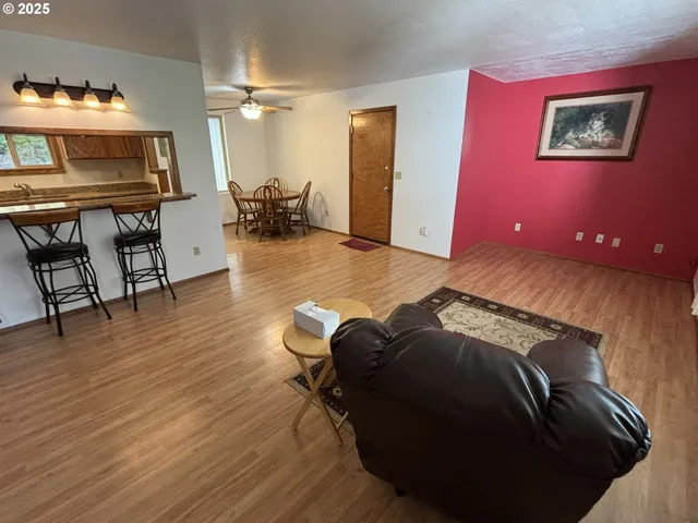 $399,999 | 87803 Sandrift Street, Florence, OR 97439