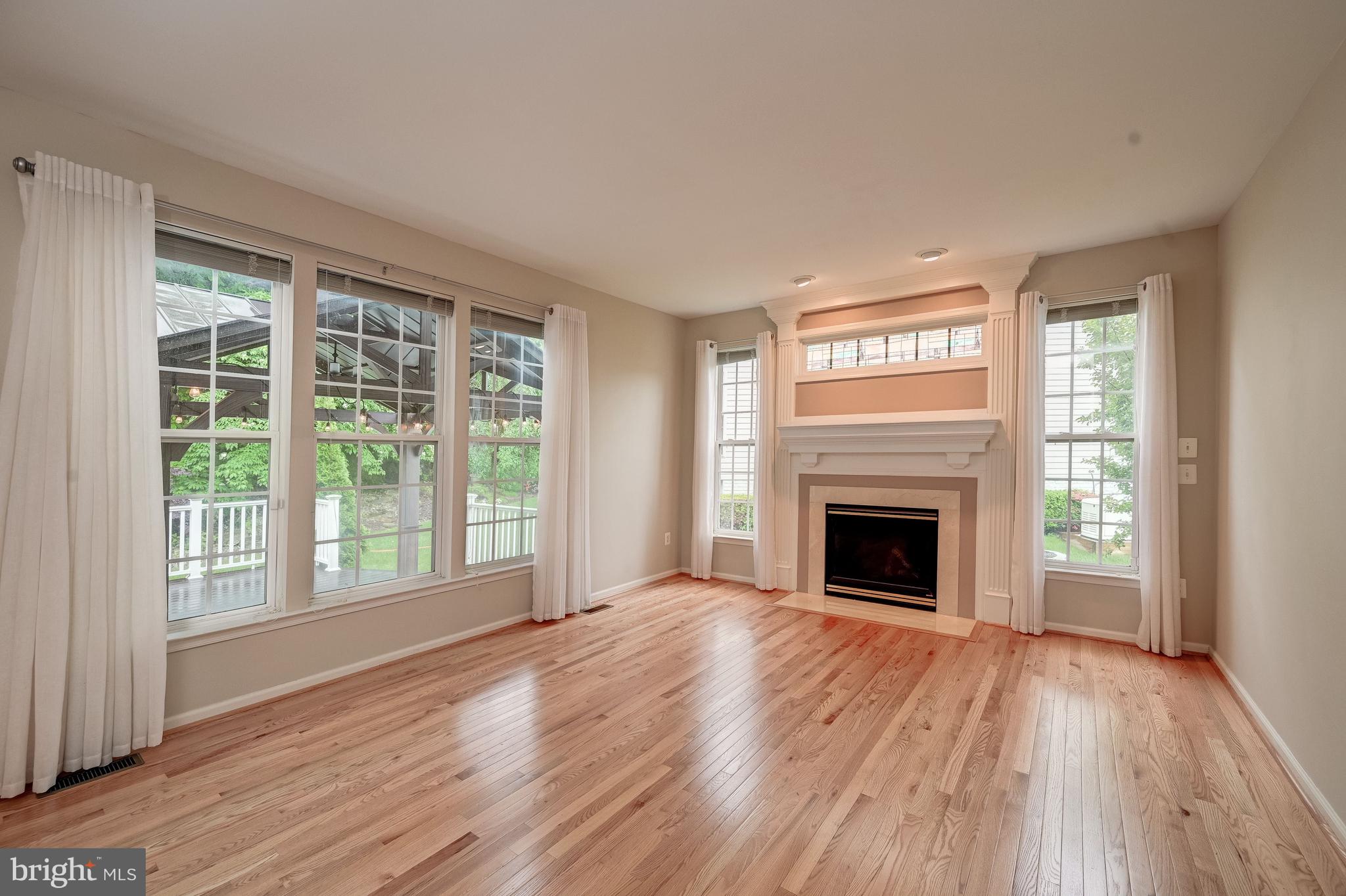 5607 Honeygo Ridge Court White Marsh, MD 21162 - Photo 14 of 47 Family Room