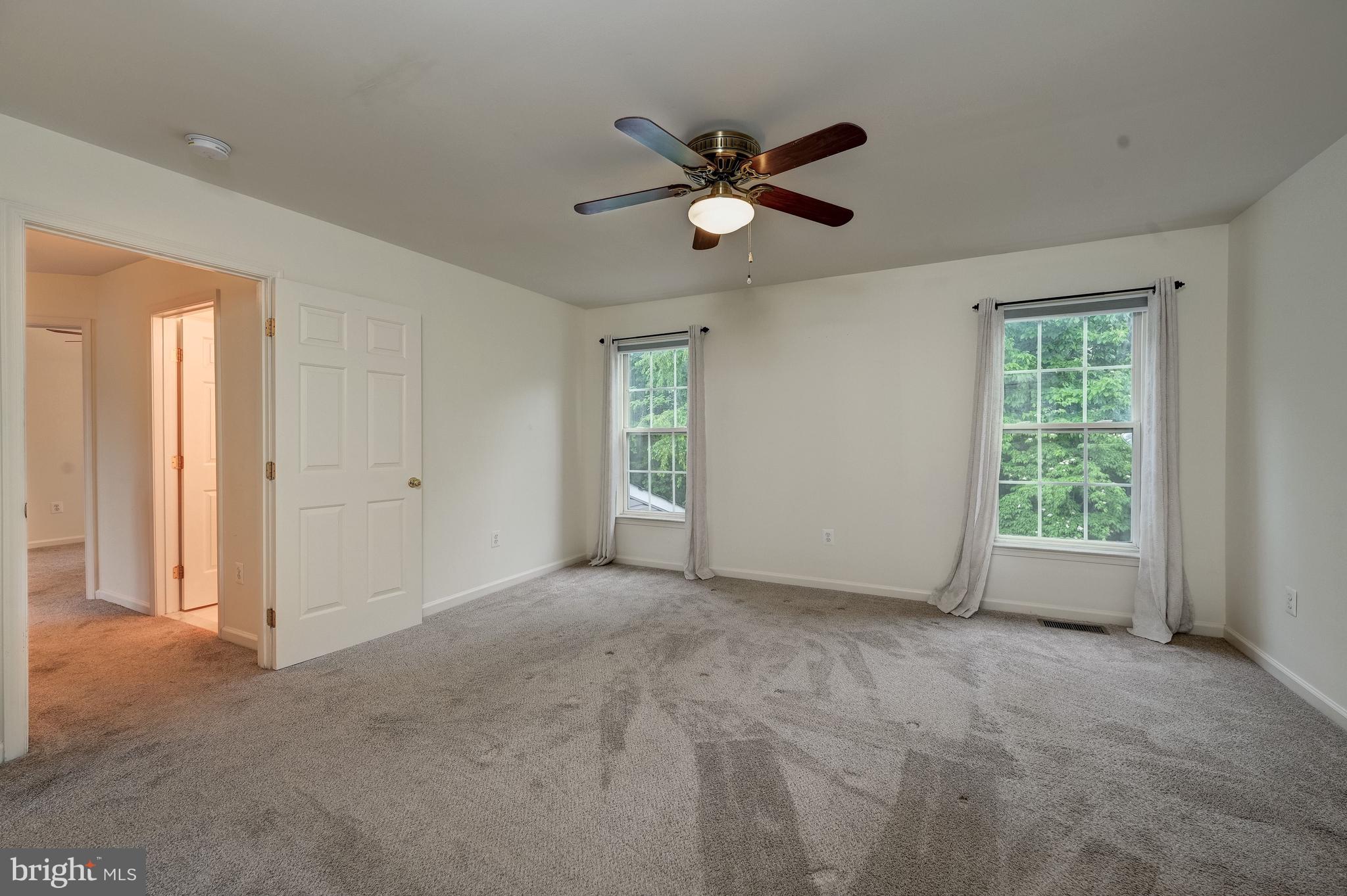 5607 Honeygo Ridge Court White Marsh, MD 21162 - Photo 19 of 47 Primary Bedroom Suite