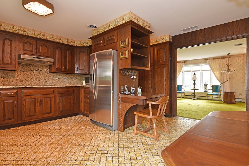 20 West Blue Ridge Road Cranston, RI 02920 - Photo 12 of 28 Gallery Image 12