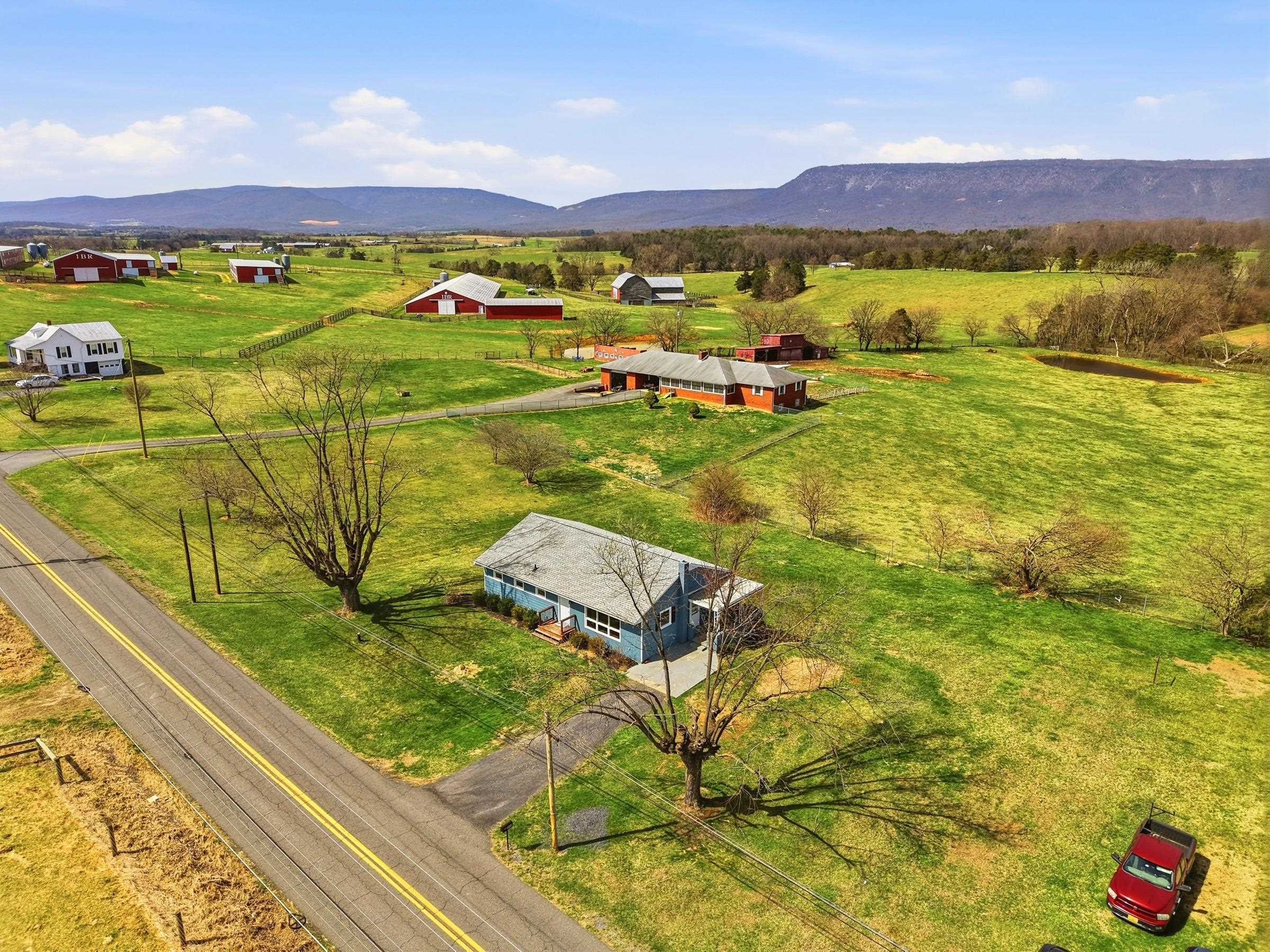 856 Leaksville Road Luray, VA 22835 - Photo 5 of 44