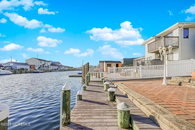 a view of a terrace with sky view