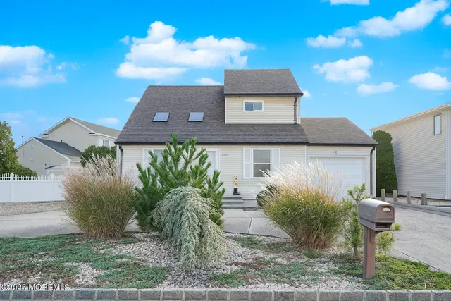 $645,000 | 1001 Painter Point, Lanoka Harbor, NJ 08734