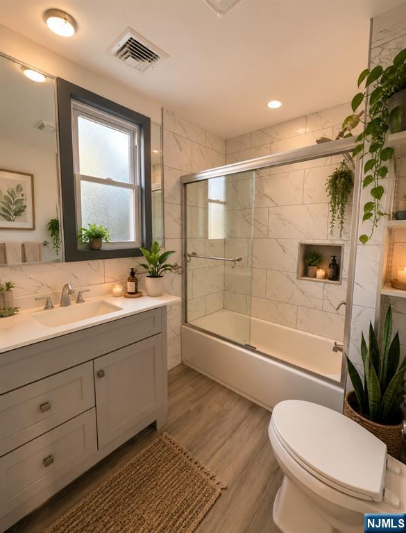 19 Oak Street Ridgefield Park, NJ 07660 - Photo 2 of 6