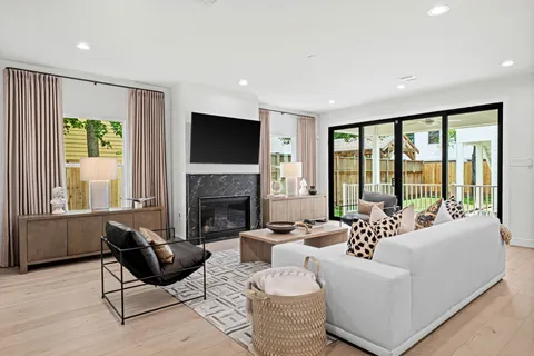 $1,649,000 | 1215 Ashland Street, Houston, TX 77008