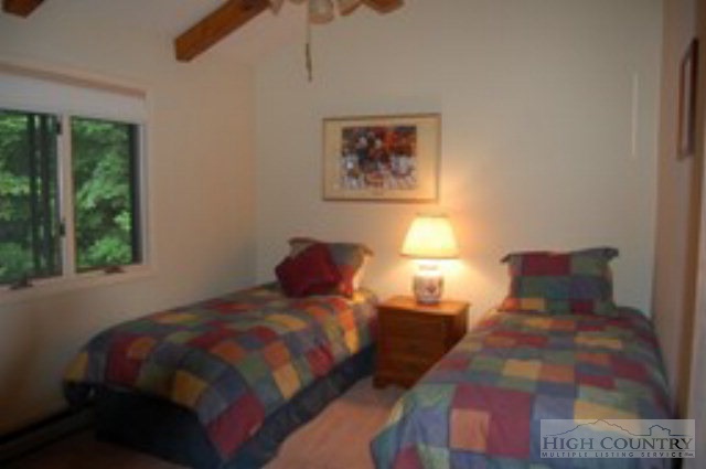 154 Mountain View Road Linville, NC 28646 - Photo 16 of 17 Gallery Image 16