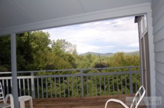 154 Mountain View Road Linville, NC 28646 - Photo 9 of 17 Gallery Image 9