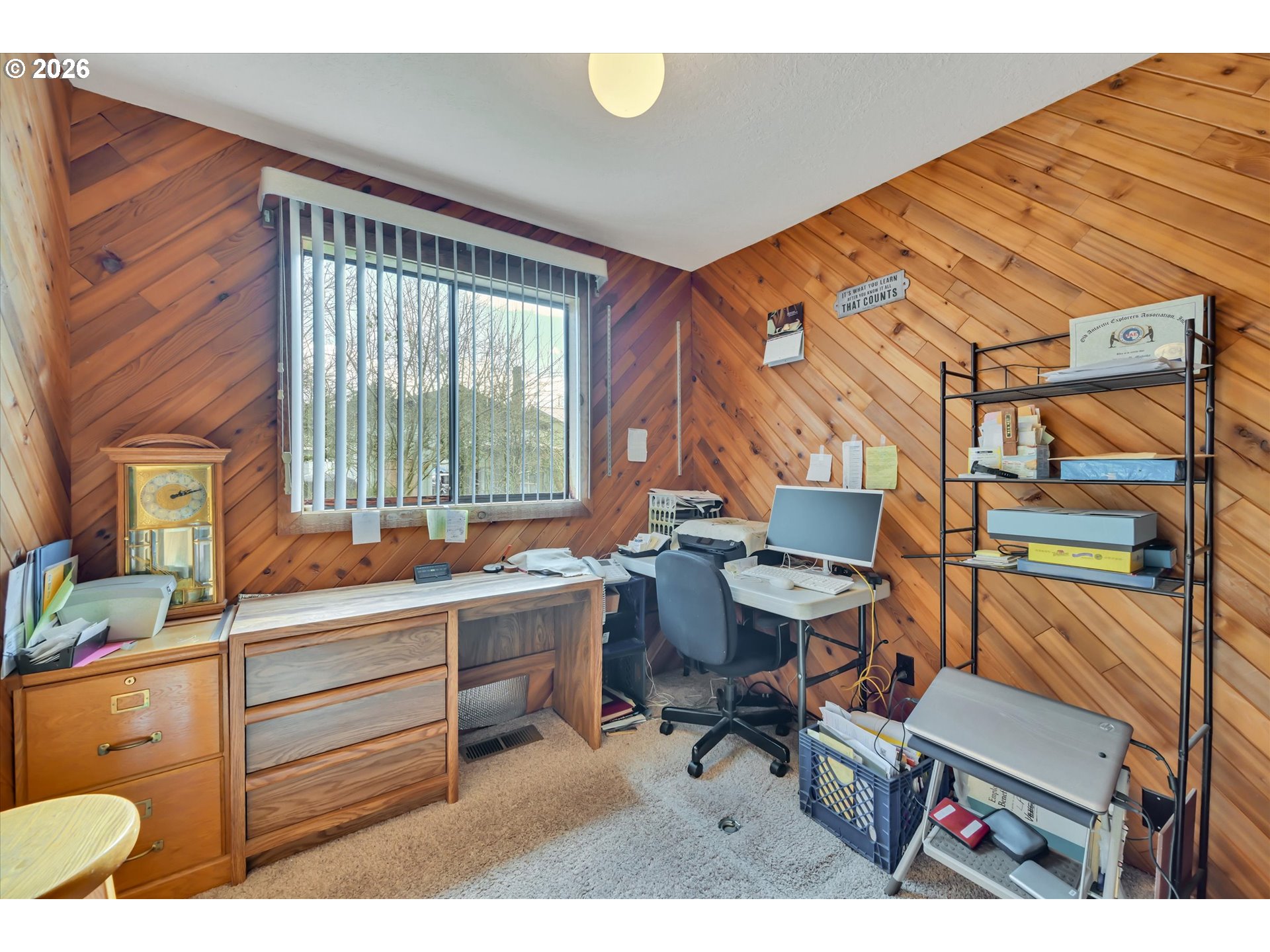 91 Godfrey Road Mossyrock, WA 98564 - Photo 16 of 47 a workspace with a window