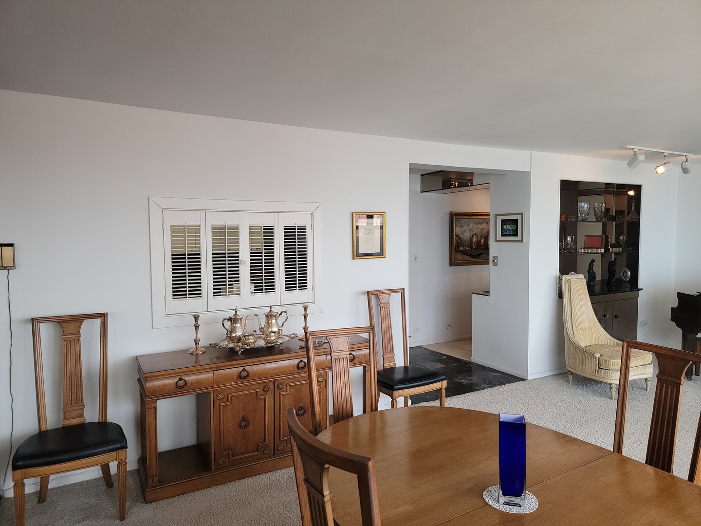 5801 North Sheridan Road, Unit 15B Chicago, IL 60660 - Photo 15 of 36 Gallery Image 15
