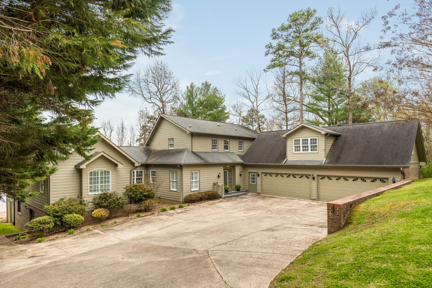 9006_Rocky_Point_Rd_02