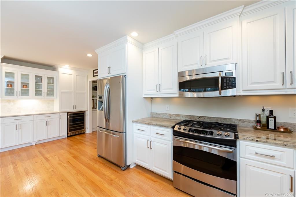 2101 Sagamore Road Charlotte, NC 28209 - Photo 14 of 38 Gallery Image 14
