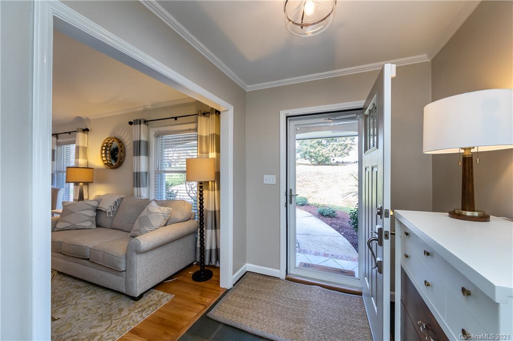 2101 Sagamore Road Charlotte, NC 28209 - Photo 4 of 38 Gallery Image 4