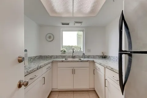 $260,000 | 420 64th Avenue, Unit 201, St. Petersburg, FL 33706