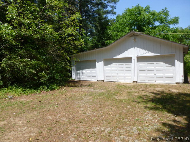 617 Quail Road Cardinal, VA 23025 - Photo 13 of 27