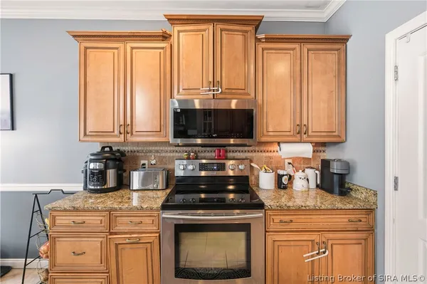 $444,900 | 12106 Greenbriar Boulevard, Sellersburg, IN 47172