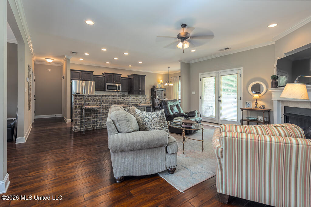 1266 Fieldstone Street Hernando, MS 38632 - Photo 3 of 34 Fieldstone-5-Edit-4