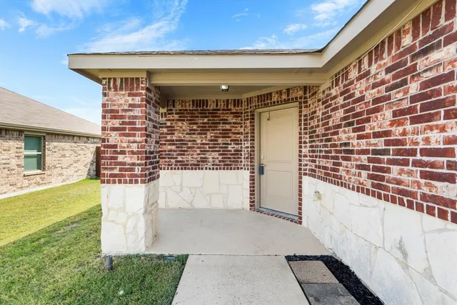 $2,300 | 1023 Cotton Gin Court, Royse City, TX 75189